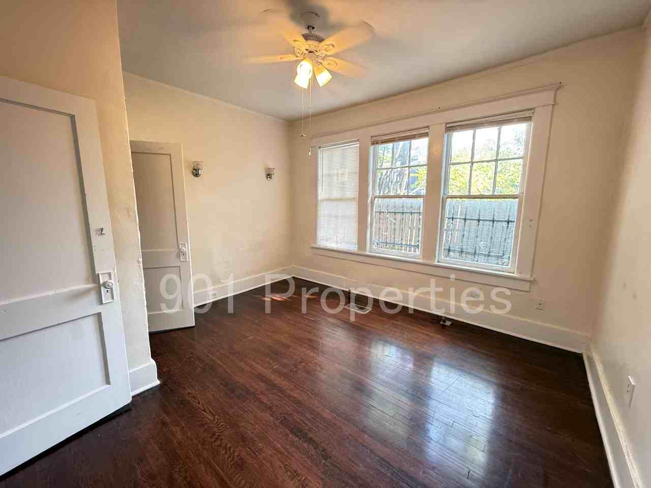 212 North Willett Street #1 - Photo 7 of 13