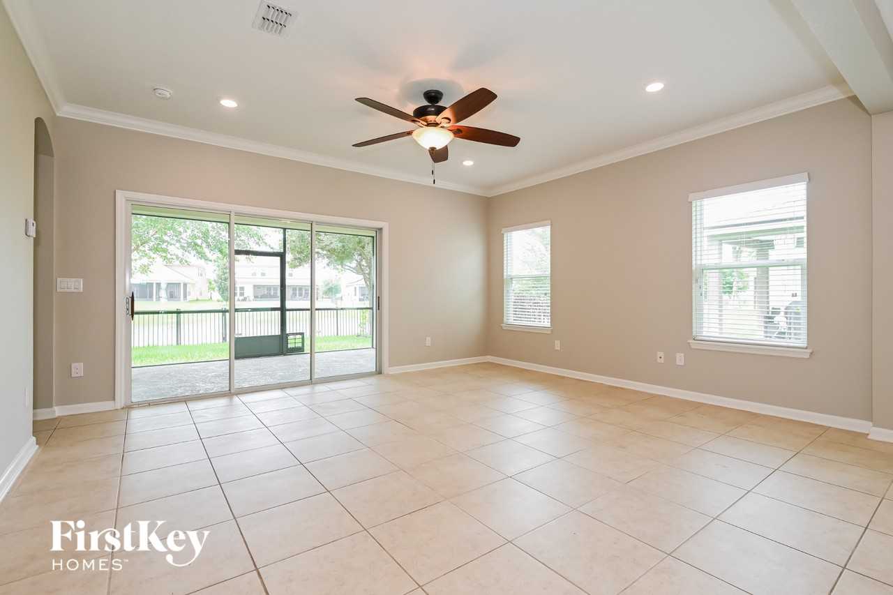 15906 Tisons Bluff Rd - Photo 3 of 13