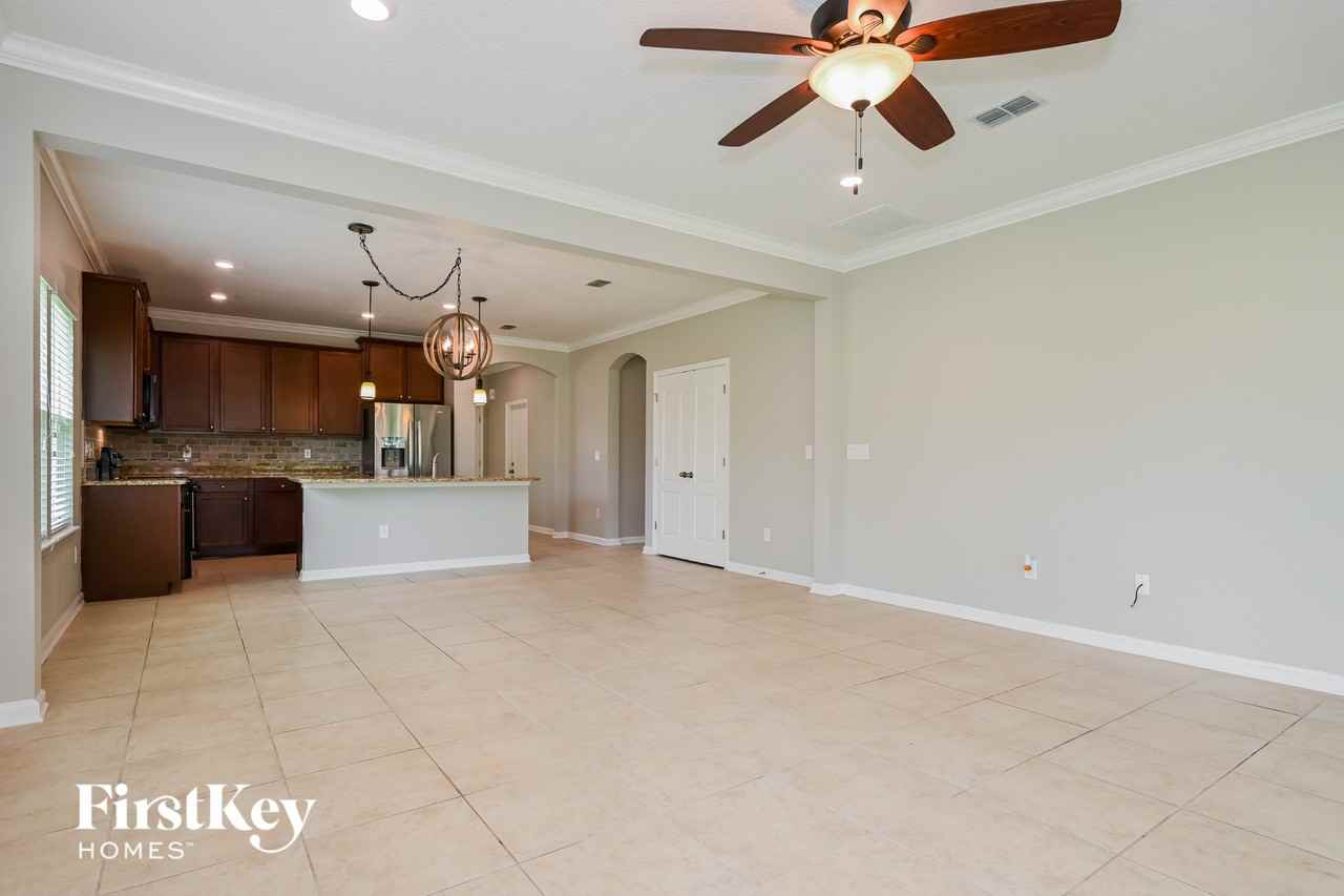 15906 Tisons Bluff Rd - Photo 4 of 13