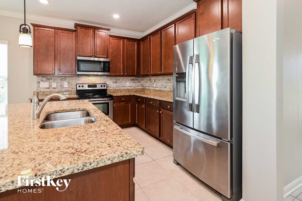 15906 Tisons Bluff Rd - Photo 7 of 13