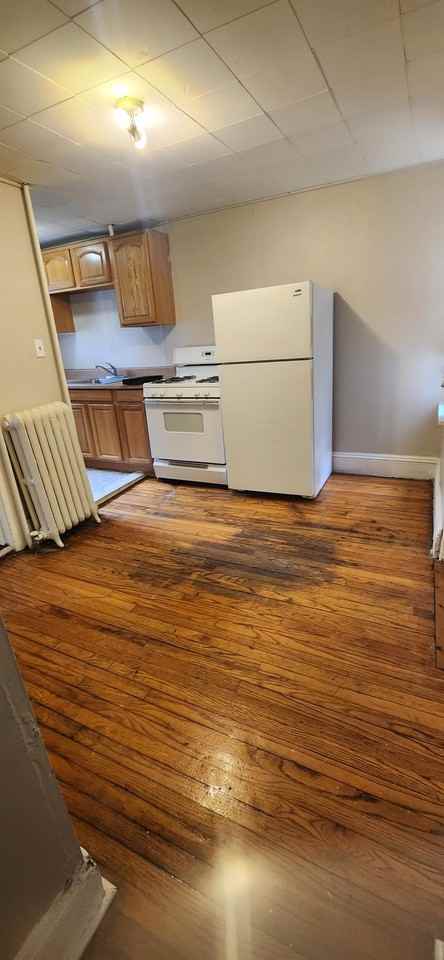 542 Washington - Photo 2 of 23
