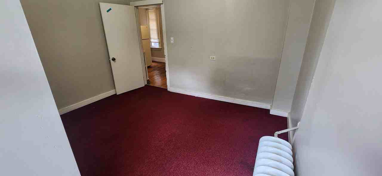 542 Washington - Photo 7 of 23