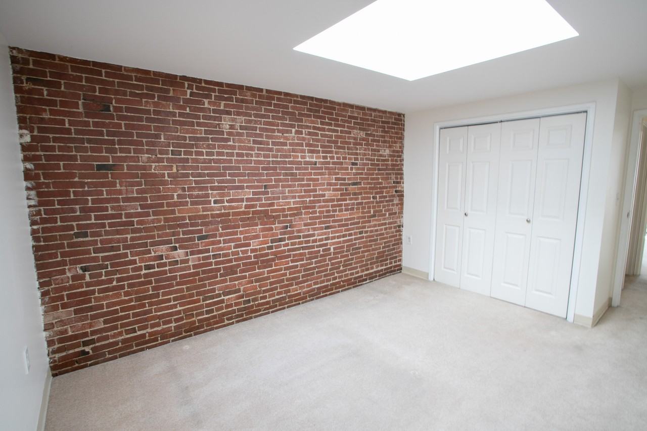 92 Columbia St - Photo 6 of 42