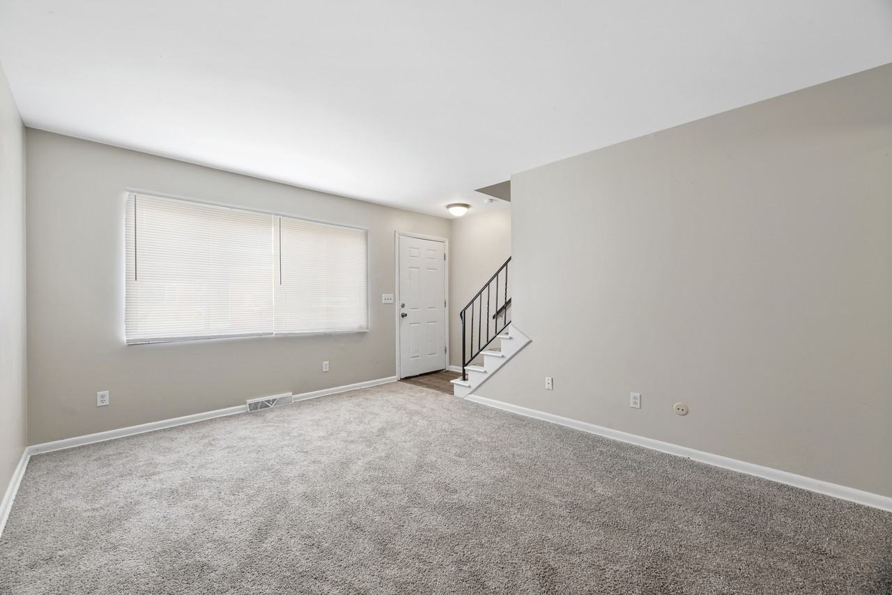 Evergreen Townhomes & Apts - Photo 2 of 15