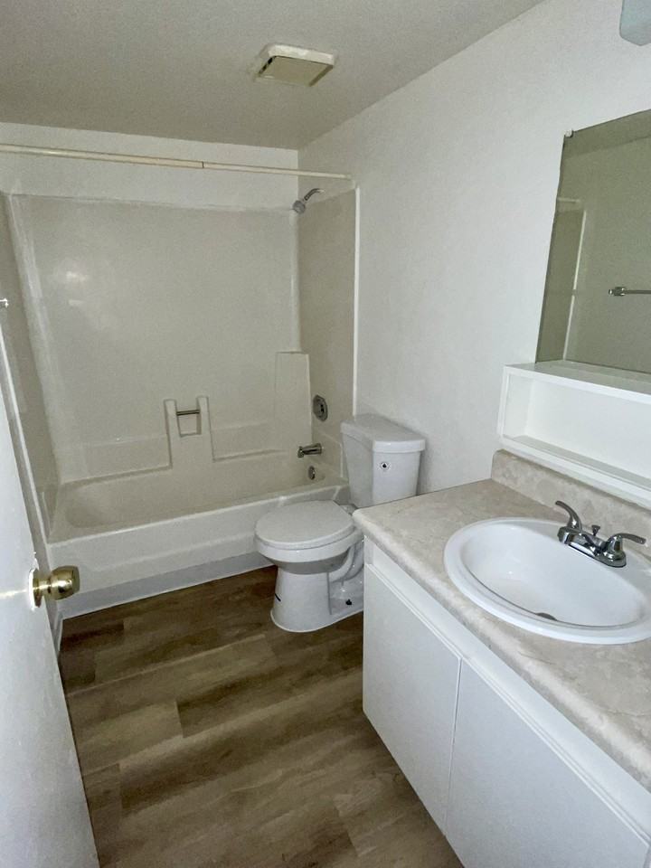 Sweetwater Hills Apartments - Photo 7 of 44