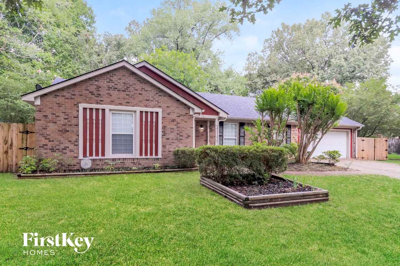 654 Wheatley Cv - Photo 2 of 15