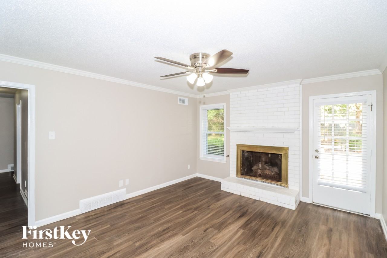 654 Wheatley Cv - Photo 4 of 15