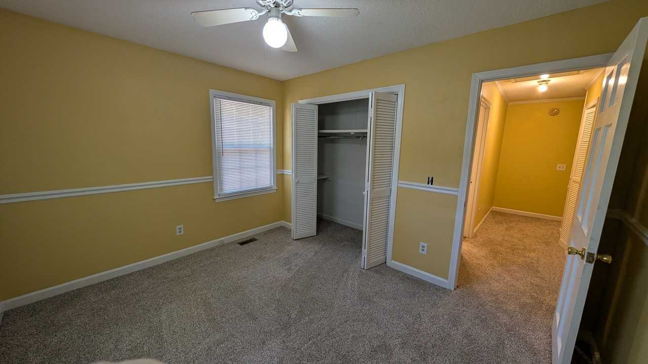2622 Kingston Drive - Photo 7 of 36