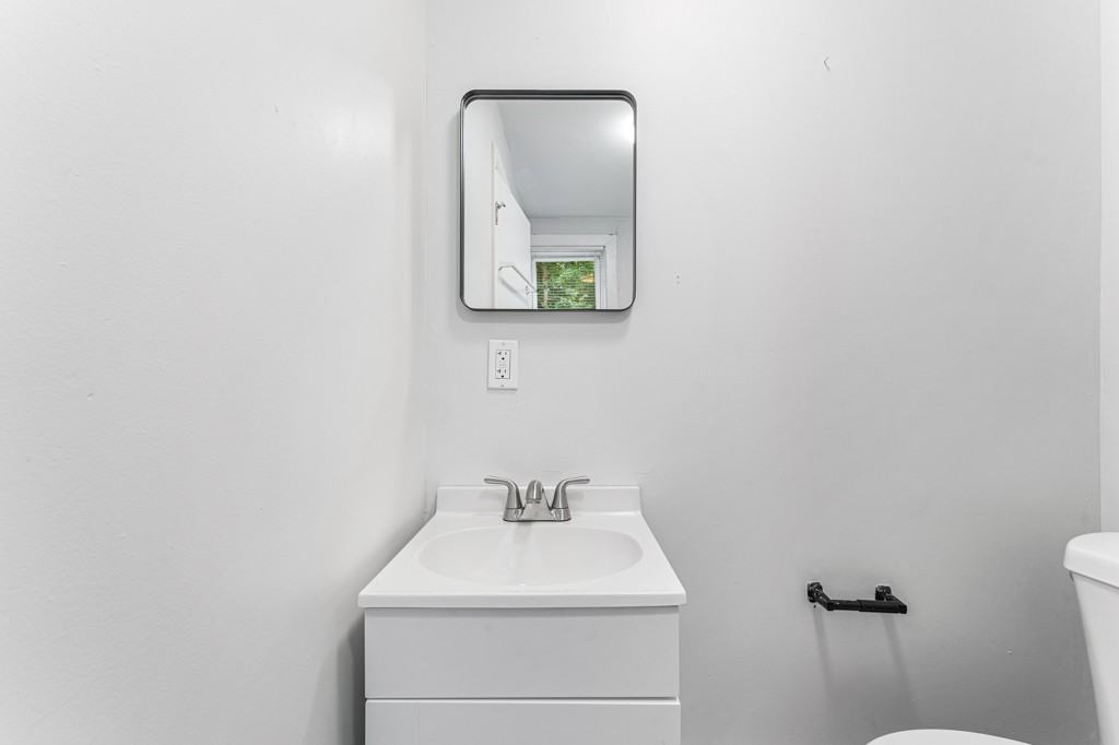 1103 S Brynwood Bogs Drive - Photo 2 of 13