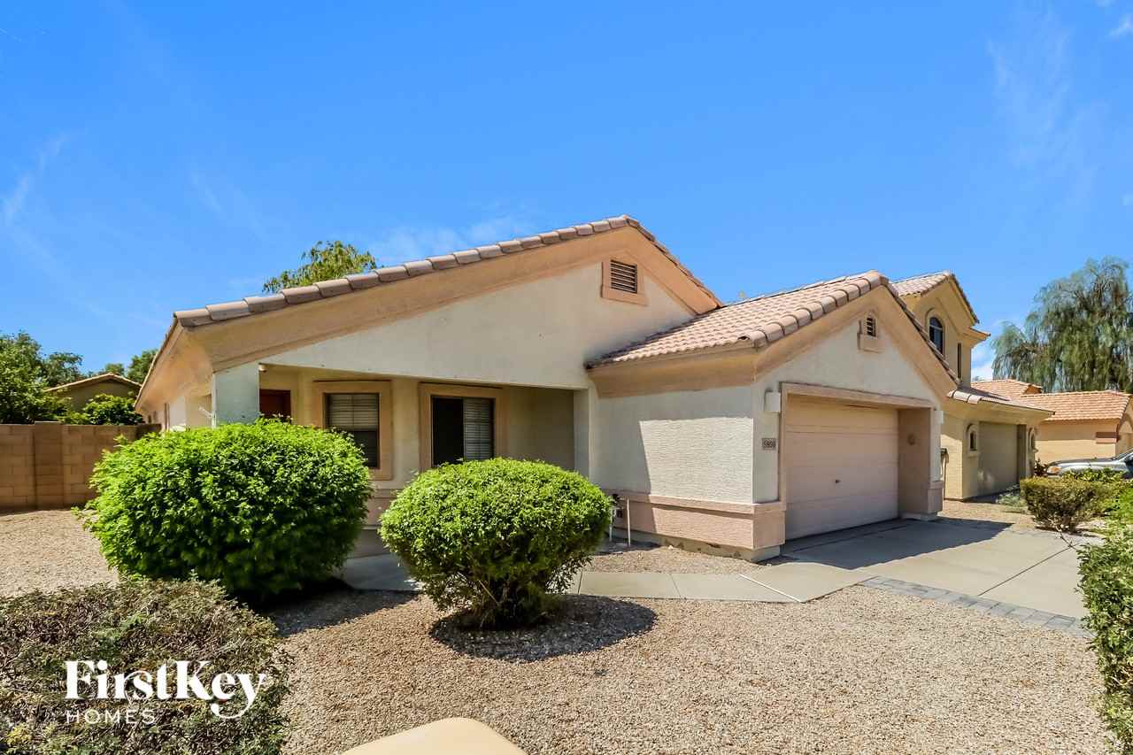 5859 W Cochise Dr - Photo 2 of 15