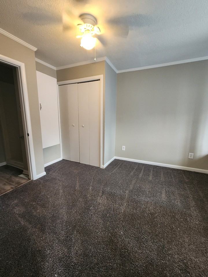 1319 Autumn Avenue - Photo 4 of 22