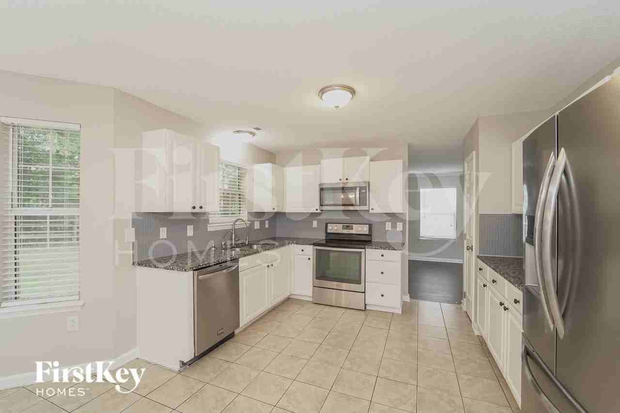 5201 Haybridge Rd - Photo 6 of 15