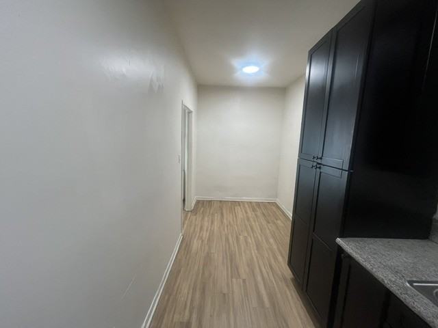 1334 N. E St. - Photo 4 of 7