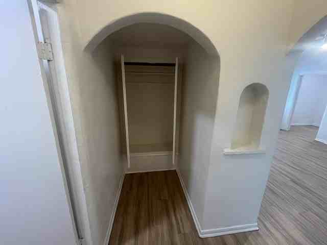 1334 N. E St. - Photo 6 of 7