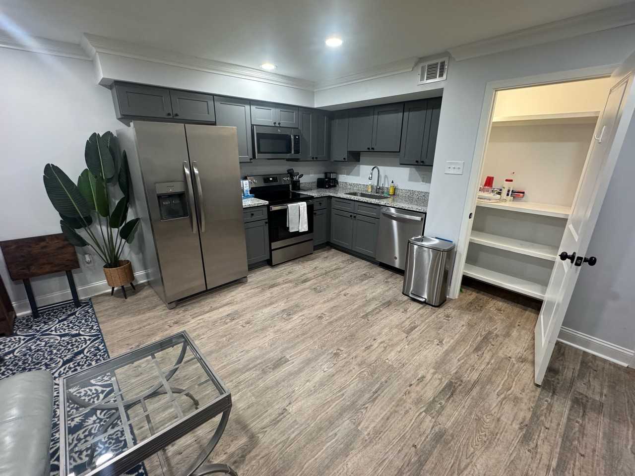 2413 Houma Boulevard - Photo 3 of 21