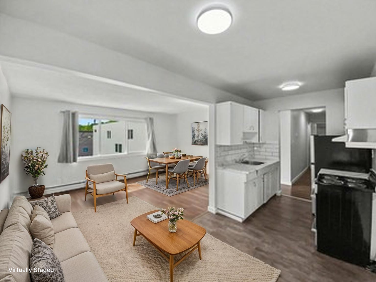 Centre 102 Apartments - Photo 3 of 18