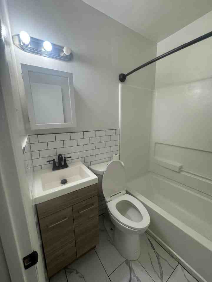 1528 Elmwood Ave - Photo 2 of 10