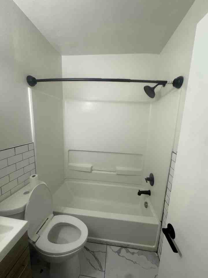 1528 Elmwood Ave - Photo 3 of 10