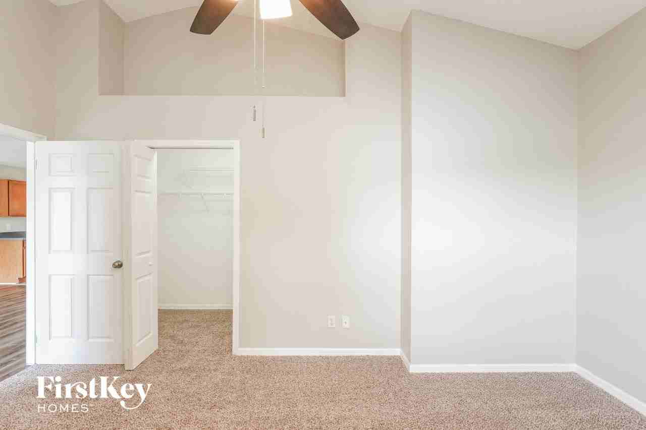 2909 Cool Breeze Cir - Photo 6 of 16