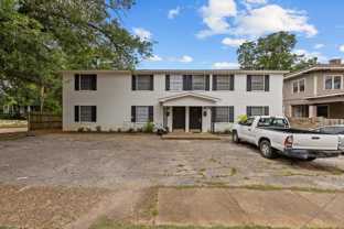 517 W Houston Street - Photo 1 of 1