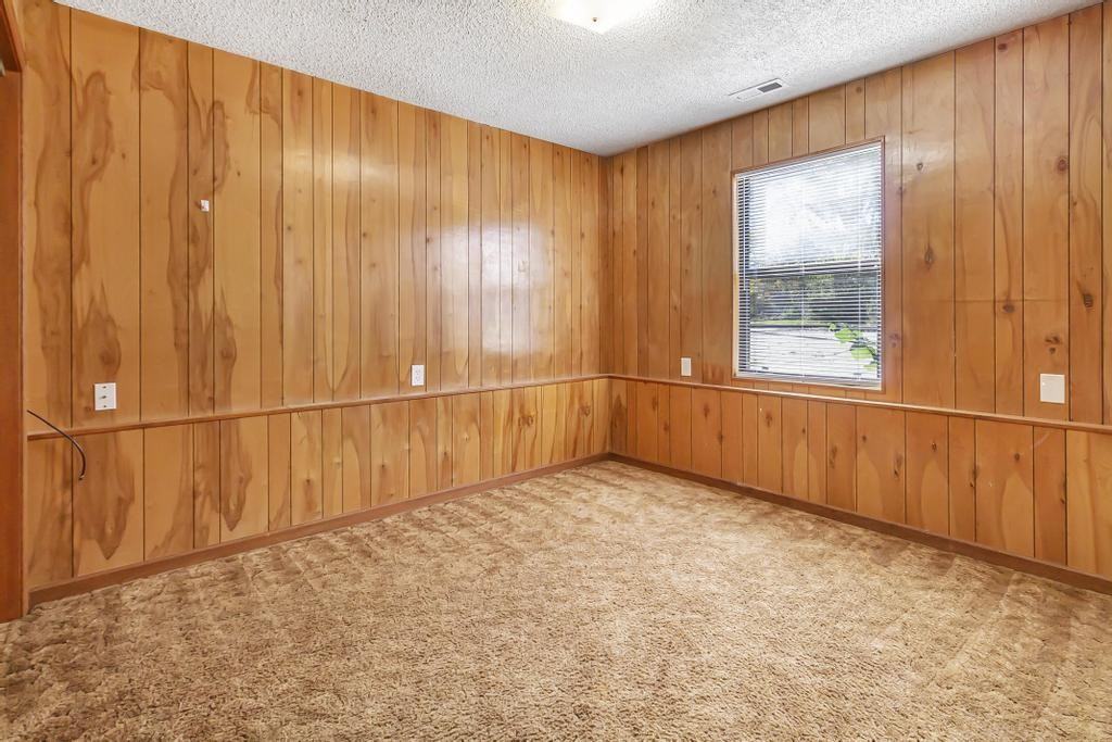 420 Franklin St, Warrensburg, MO 64093 - Photo 3 of 11