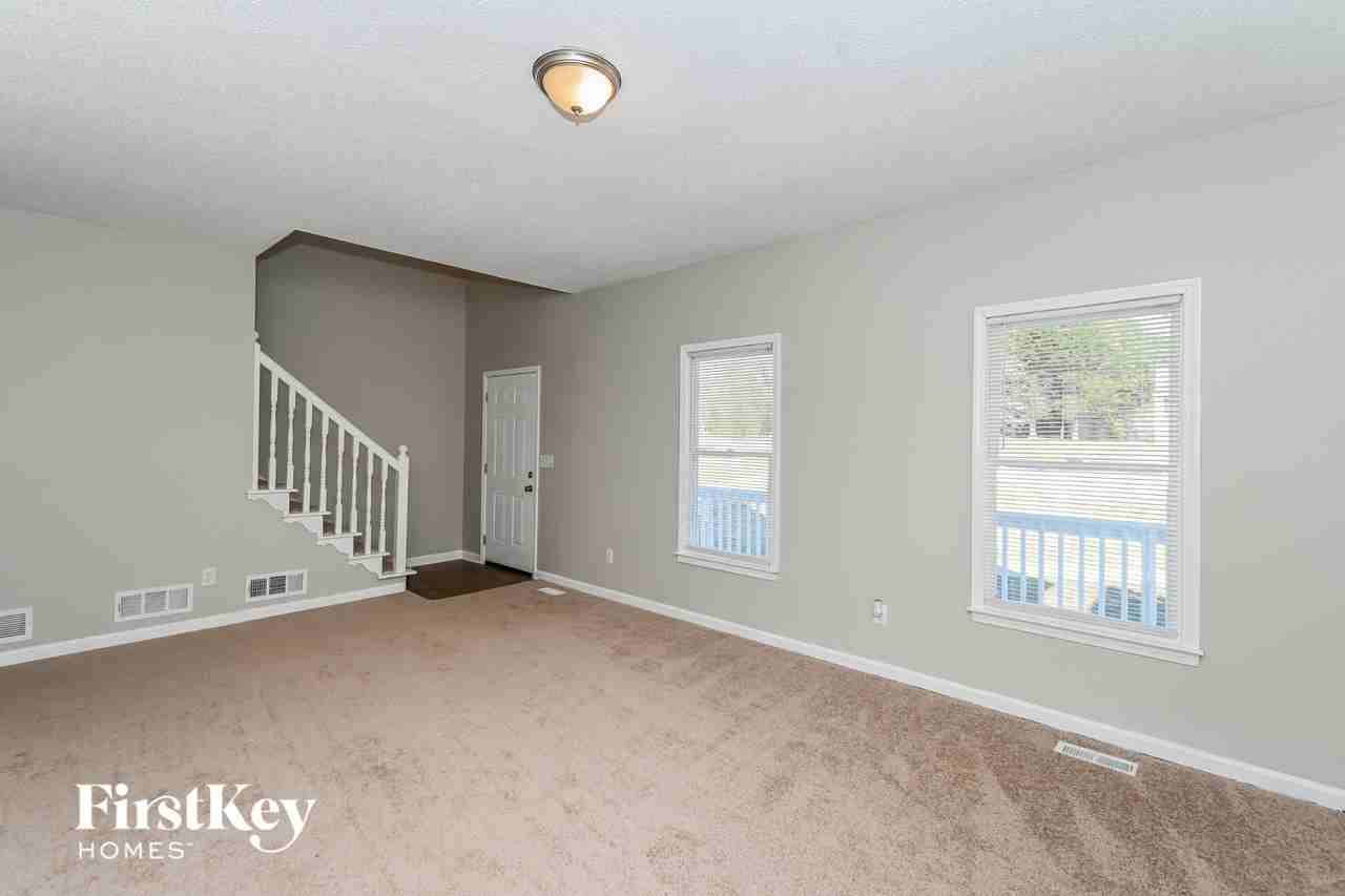 120 Misty Ridge Trl - Photo 2 of 11