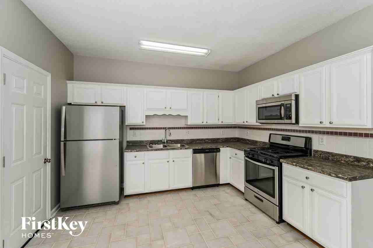 120 Misty Ridge Trl - Photo 3 of 11