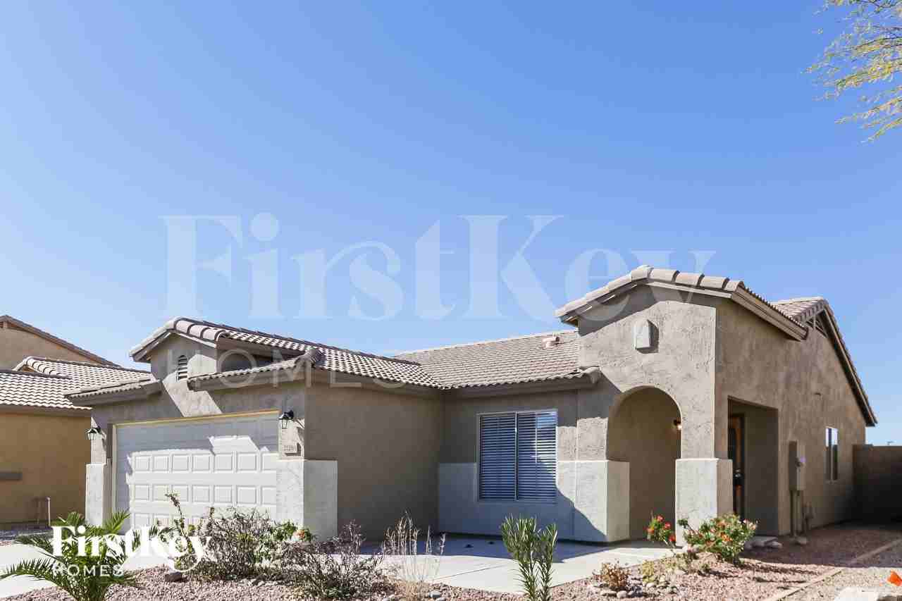 21286 N Duncan Dr - Photo 2 of 15