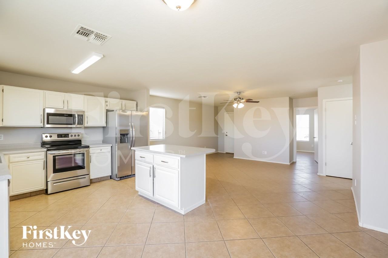 21286 N Duncan Dr - Photo 7 of 15