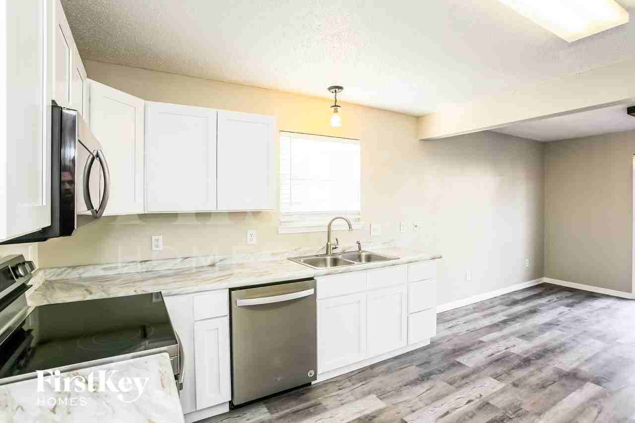 11975 Cat Tail Ct - Photo 6 of 15