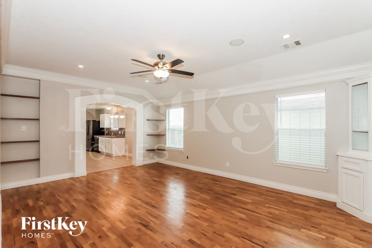 13531 High Banks Ln - Photo 4 of 16