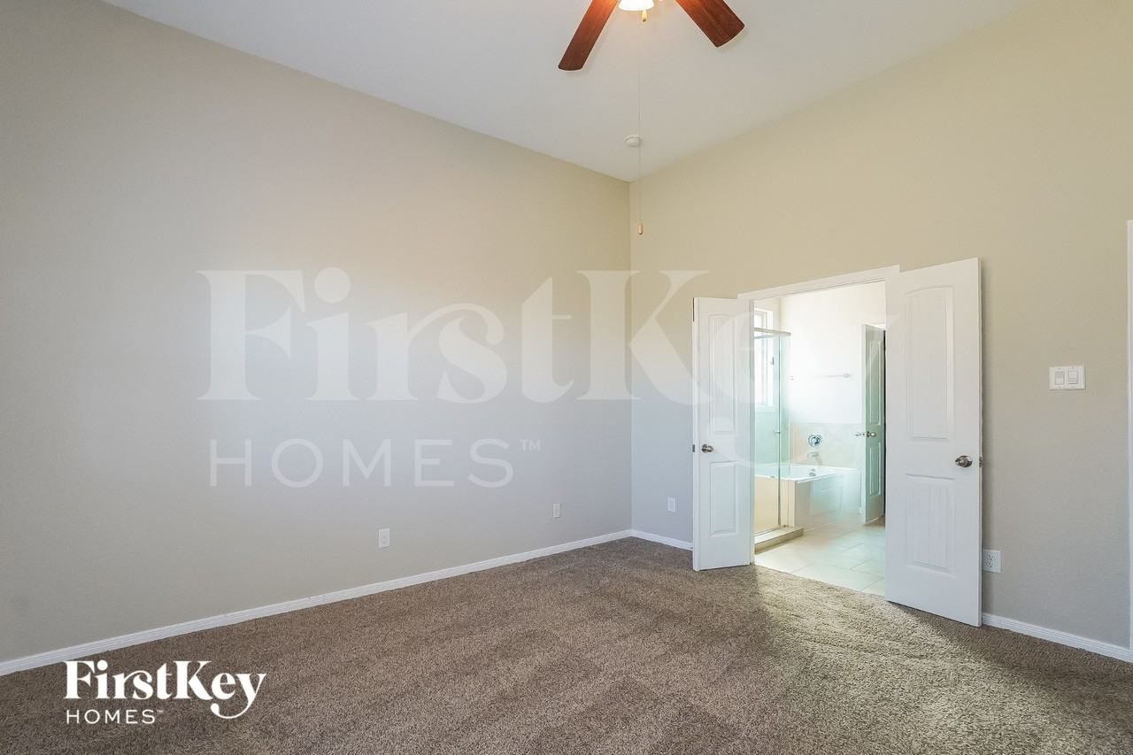 5510 Glenfield Spring Ln - Photo 7 of 15
