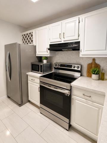 1865 Palm Cove Boulevard - Photo 3 of 9