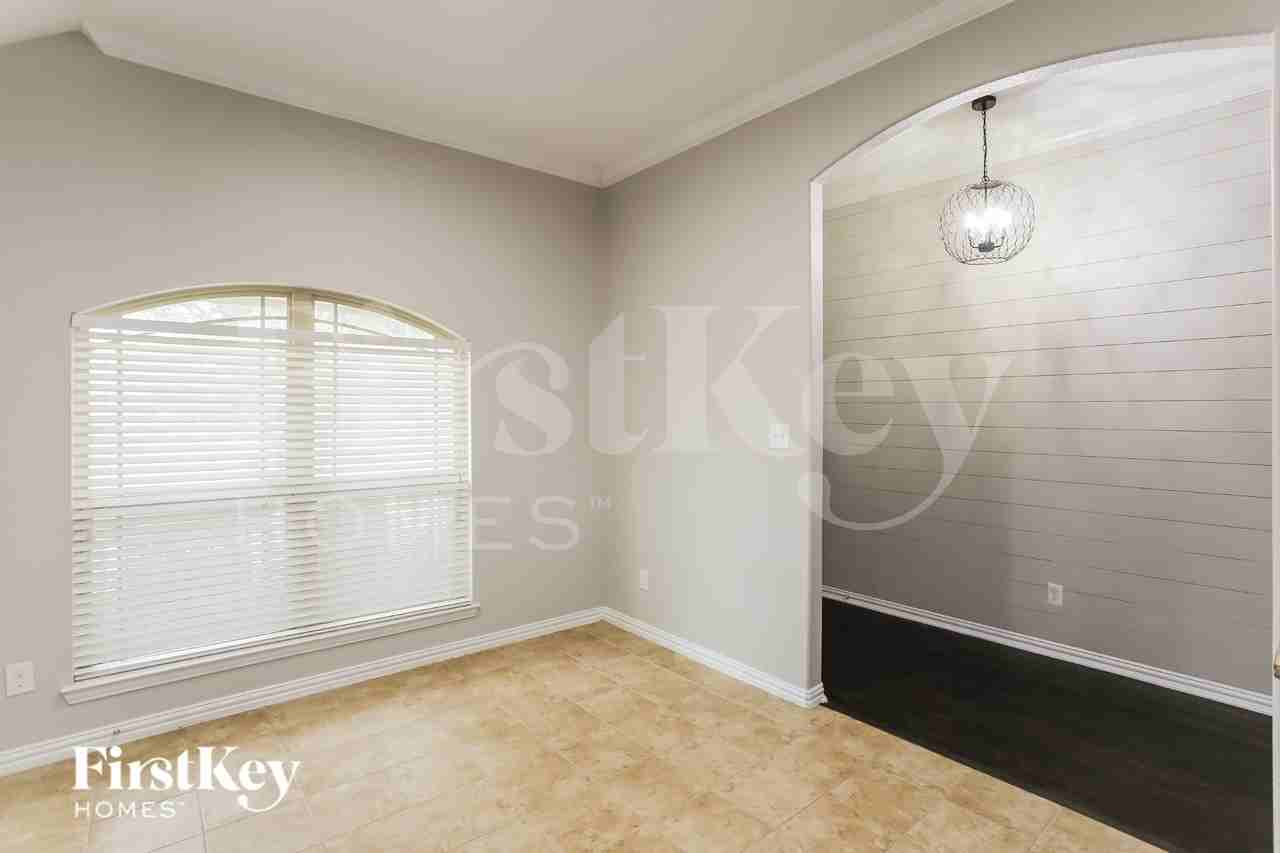 14312 Broomstick Rd - Photo 5 of 16