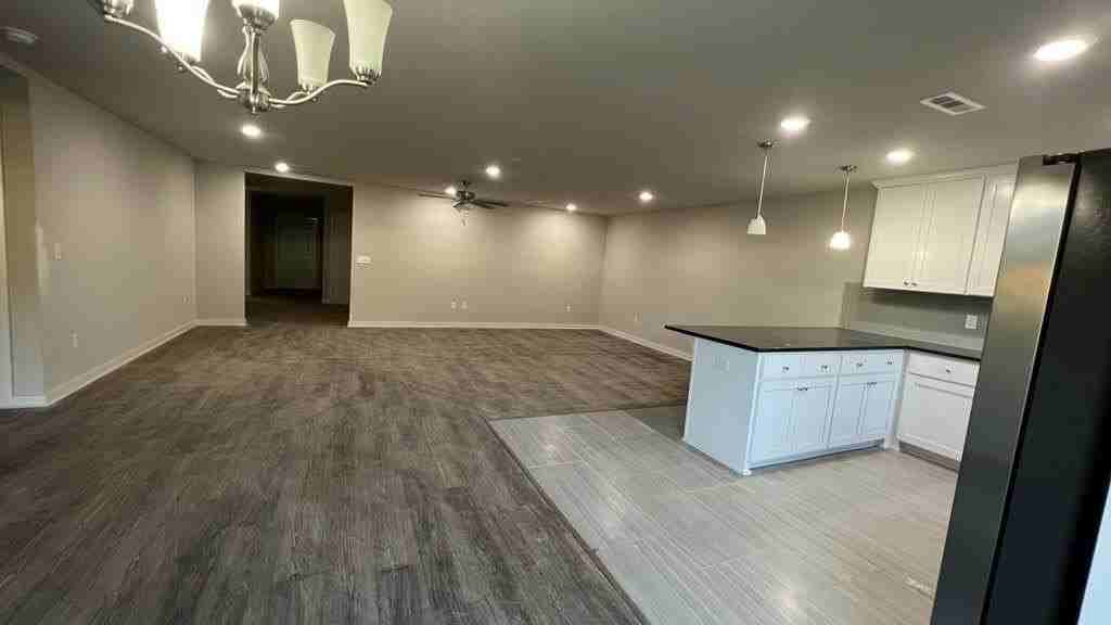 305 Tricha Cir Sw #B - Photo 4 of 5