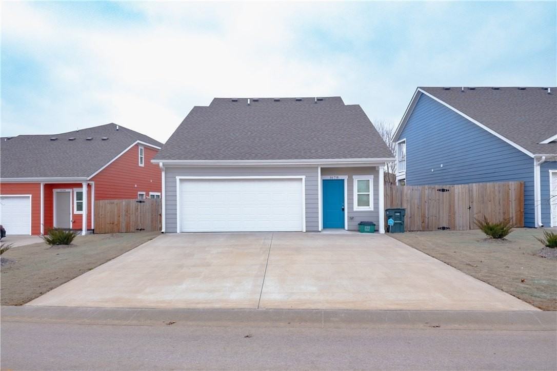 1678 N Izard Ln - Photo 2 of 2
