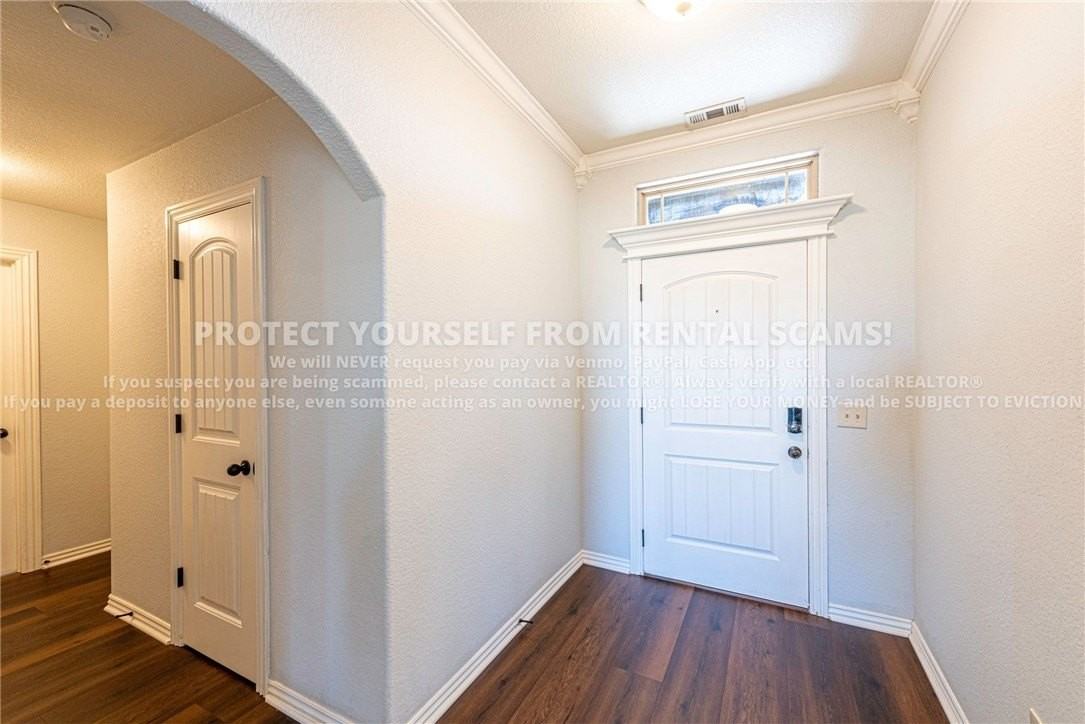 3705 W Amour Dr - Photo 3 of 17