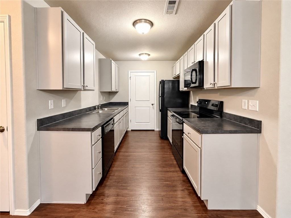 1703 E Central St - Photo 6 of 19