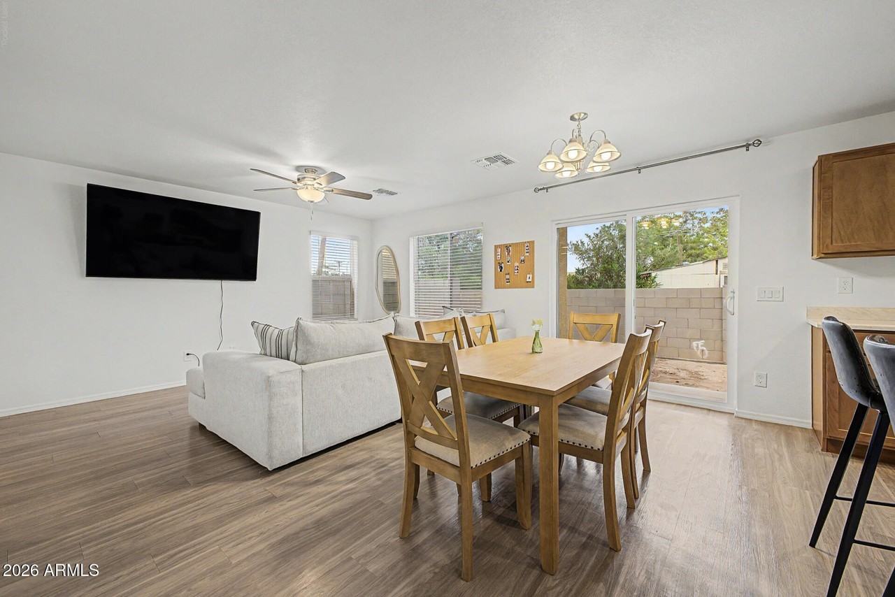 1967 E Don Carlos Ave #1006 - Photo 7 of 41