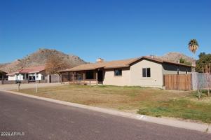 featured image of 2640 E Captain Dreyfus Ave