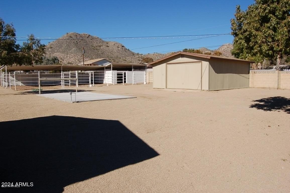 2640 E Captain Dreyfus Ave - Photo 2 of 26