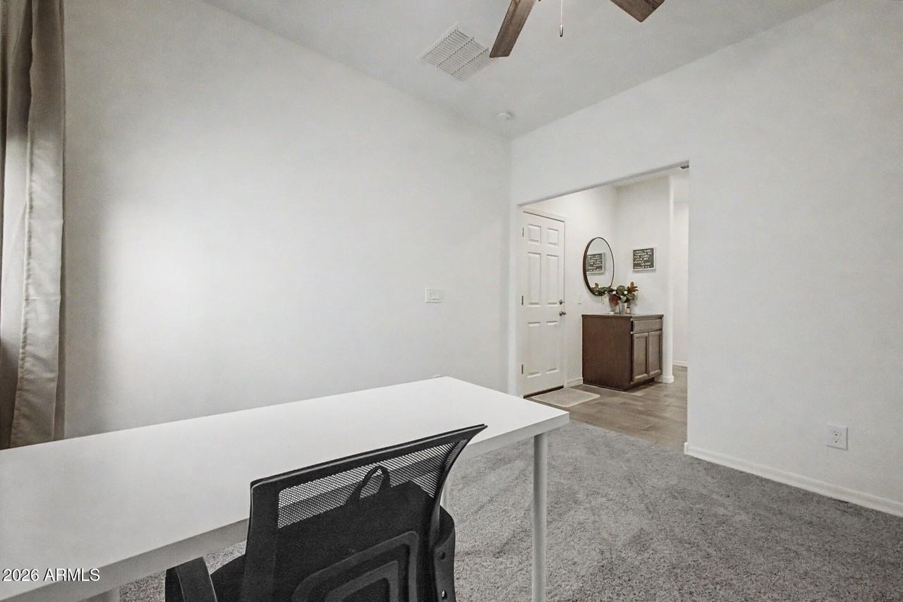 10696 N 188th Dr - Photo 5 of 24