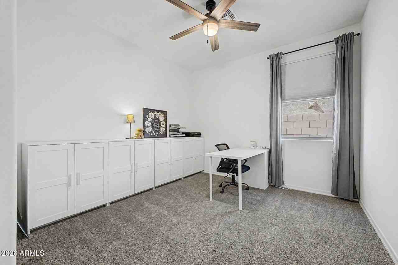 10696 N 188th Dr - Photo 6 of 24