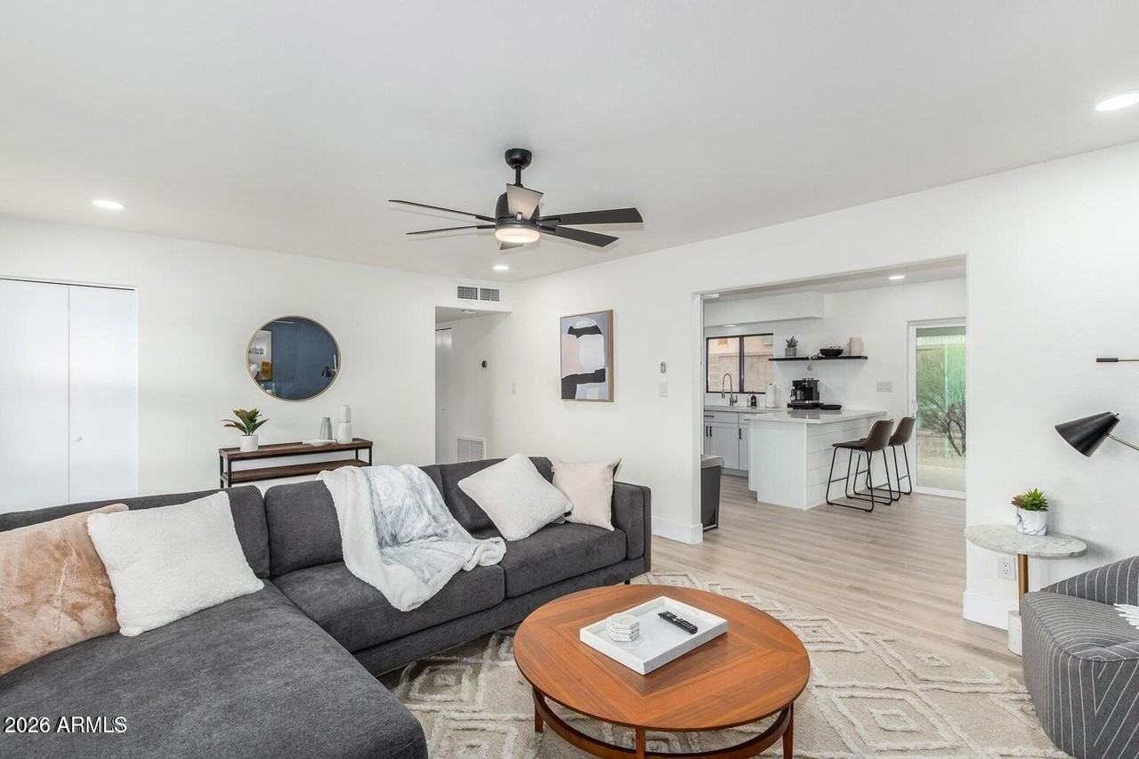 4511 N 31st Pl - Photo 4 of 20