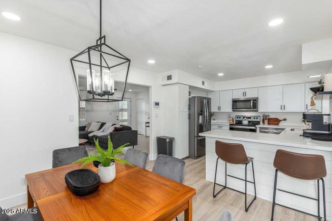 4511 N 31st Pl - Photo 7 of 20