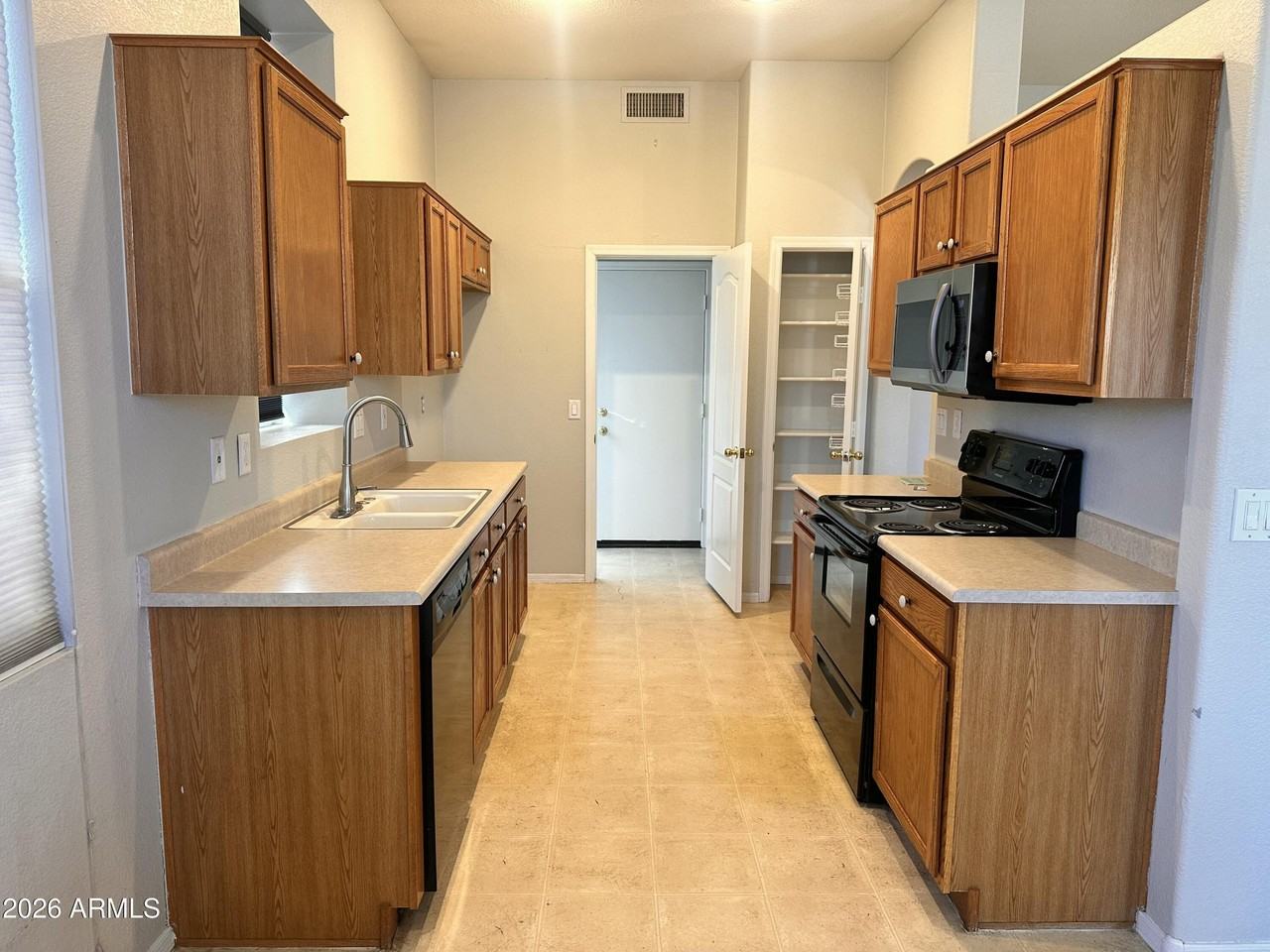 3951 E San Pedro Ave - Photo 3 of 16