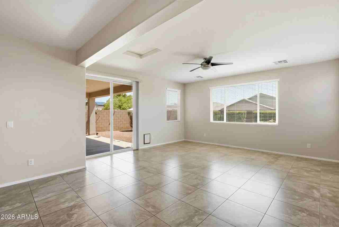 18393 W Bridger St - Photo 3 of 14
