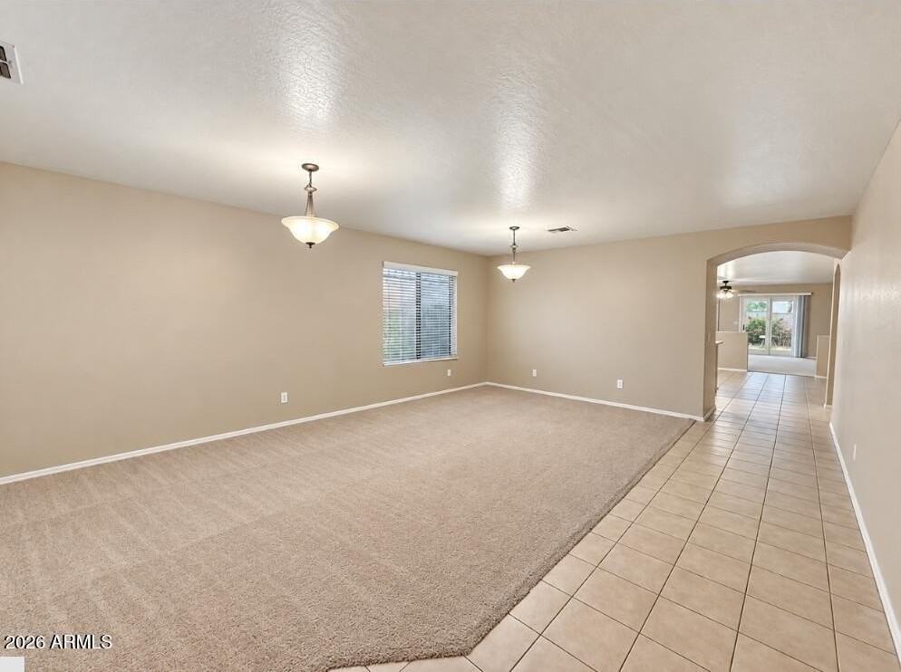 10520 W Magnolia St - Photo 3 of 23