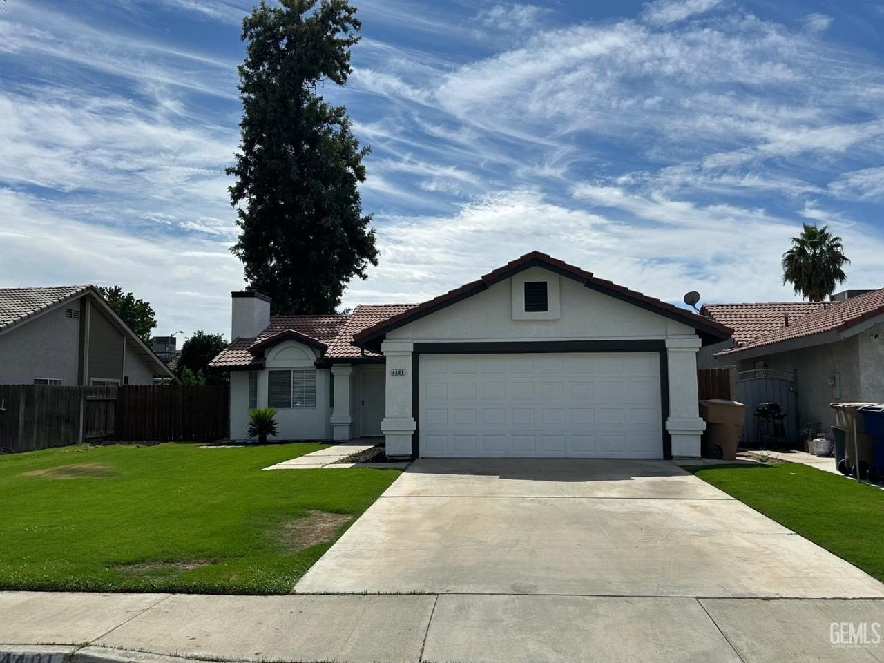 4401 Cyclone Dr - Photo 2 of 29