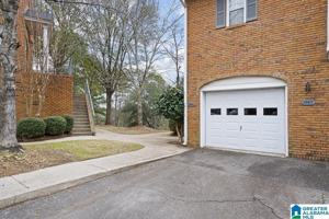 featured image of 1965 Waterford Pl #1965